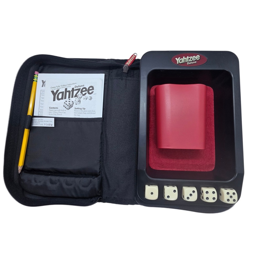 Hasbro Yahtzee Deluxe Game Folio 2003 Travel Edition Zipper Case 40958 Black Red